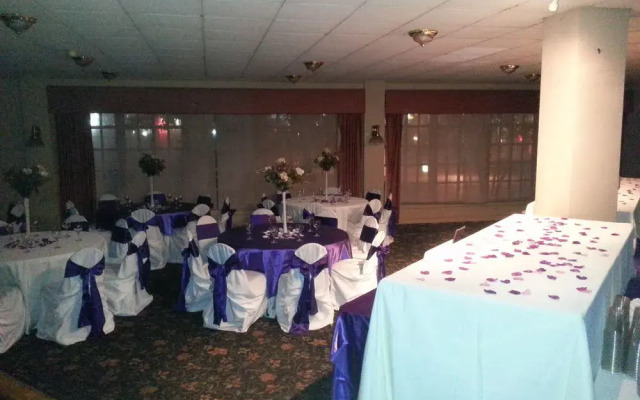 Rodeway Inn & Suites