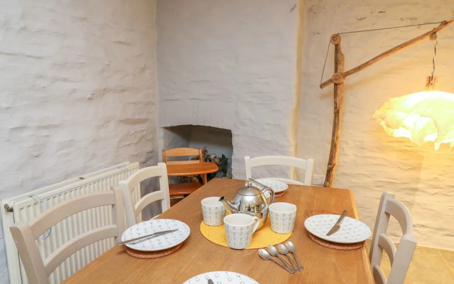 Lower Vestry