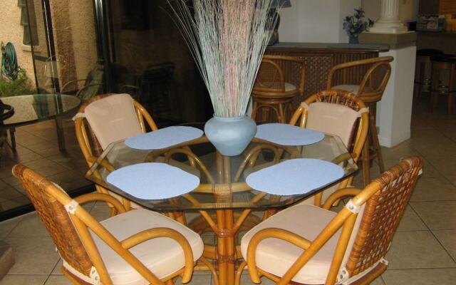 Mediterranean Style Mansion, Pool, Close To Beach Holiday home 4 BestS