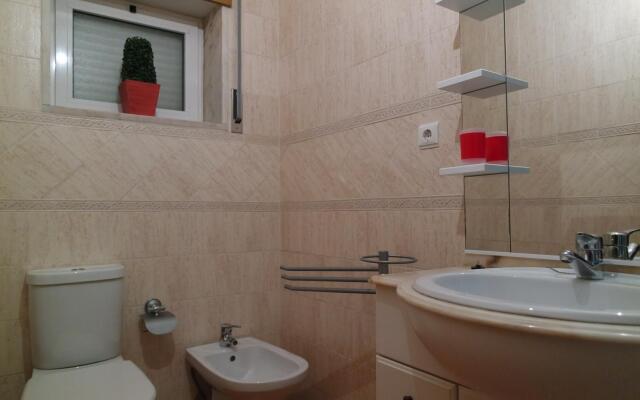 B48 - Olive Tree Street 2 Bed Apartement