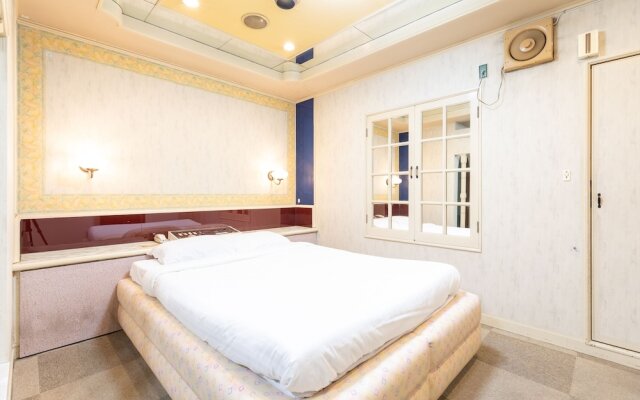 OYO Hotel Tatsuyoshi Osaka Sennan