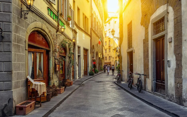 Palagio 21 in Chianti With Shared Pool