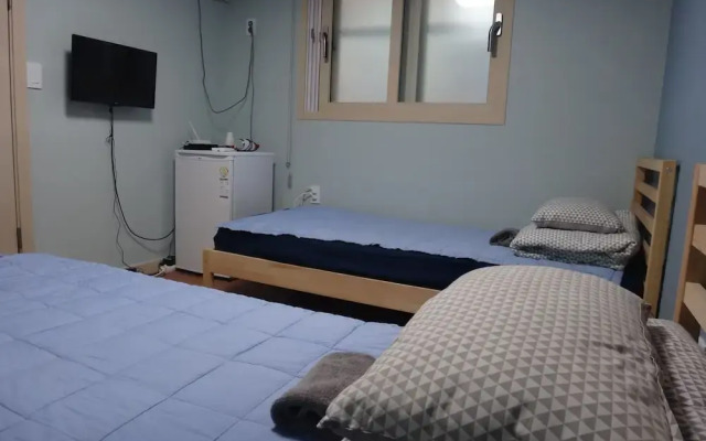 Hostel Hongdae