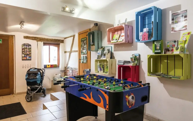 Pleasant Holiday Home With Garden in Ciney