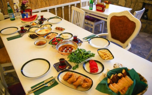 Thales Butik Otel