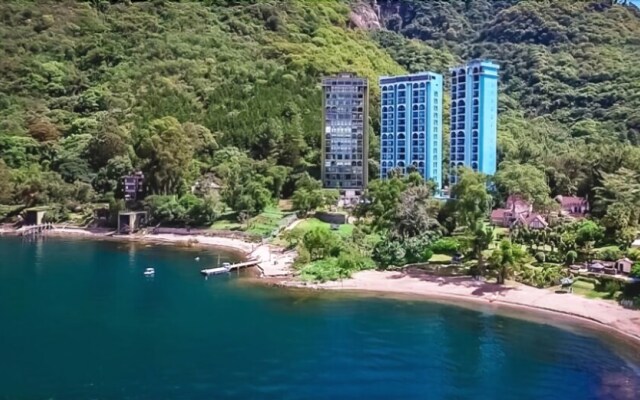 The paradise of Atitlan suites