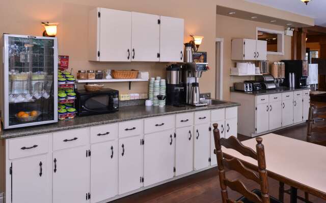 Canadas Best Value Inn & Suites Charlottetown