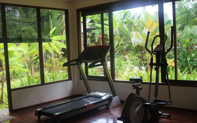 Santi Resort & Spa