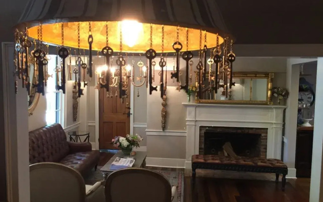 The Buxton Inn