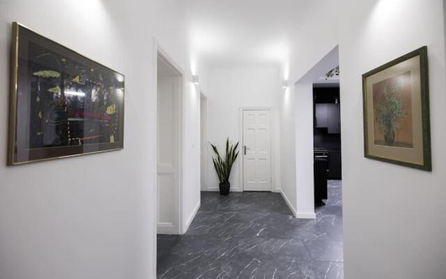 Art Nouveau Residence - 210 m2