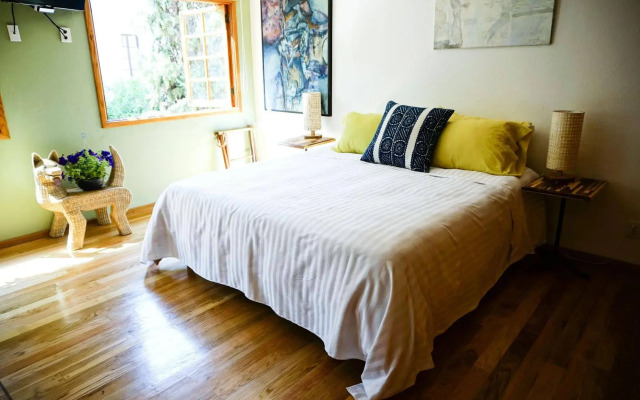 Casa Jacinta Guest House