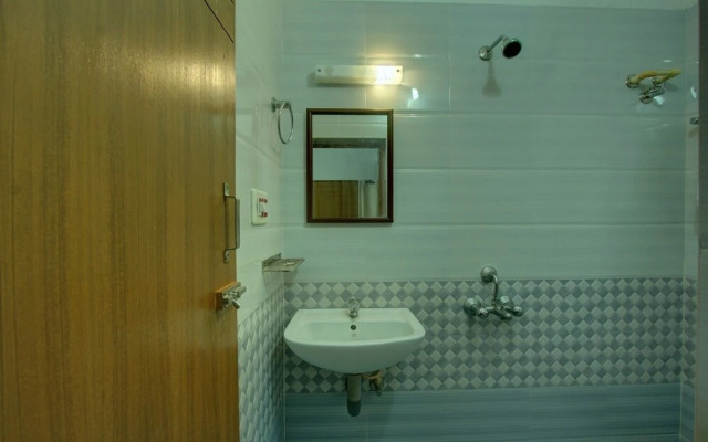 OYO 25080 Vivekam Home Stay