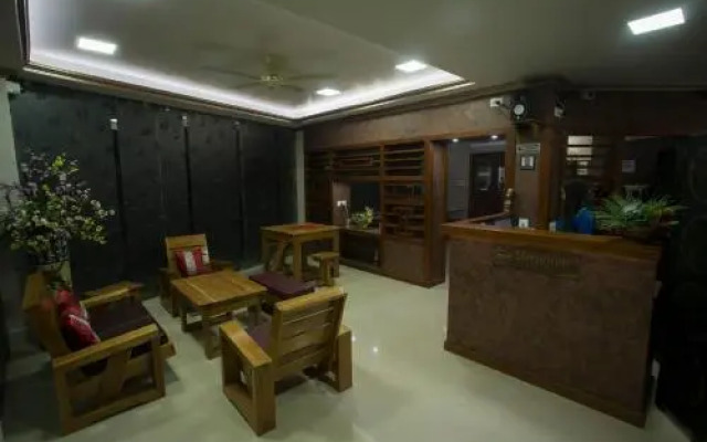 LBL Lodge & Restaurant