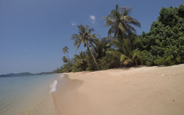 Koh Mak Ao Kao White Sand Beach