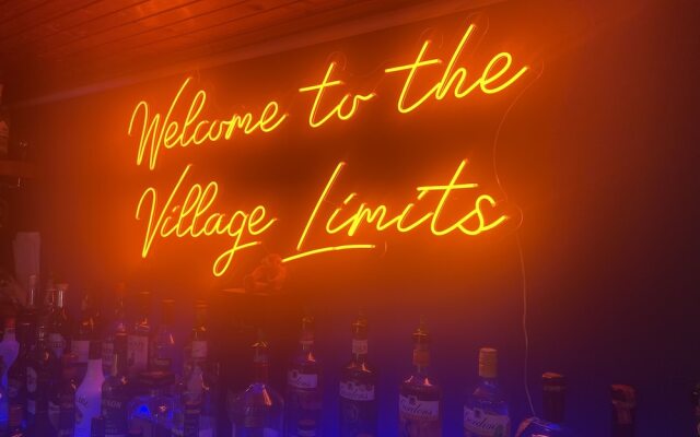 Village Limits Bed & Breakfast Accommodation
