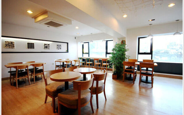 Myeongdong Hello Residence