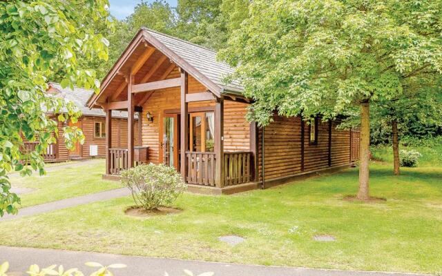 Tilford Woods Lodge Retreat