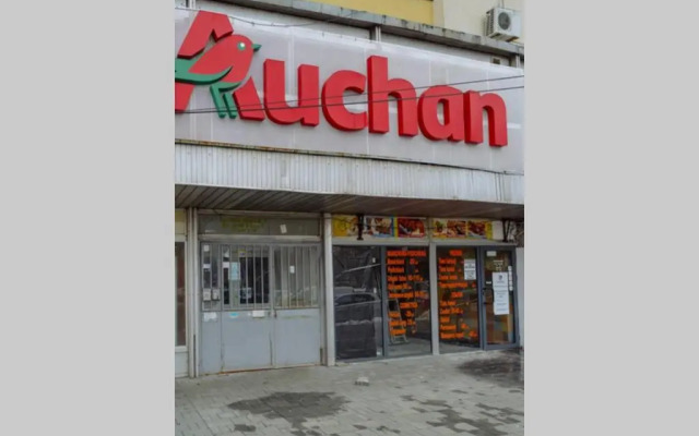 Elegant Vibes Apartment next to Obor market