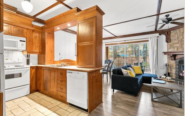 Le Manoir 106-5 by Escapades Tremblant