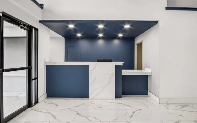 Days Inn by Wyndham Dallas Plano