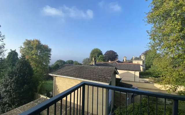 CH Apt 7 2bed in Bath