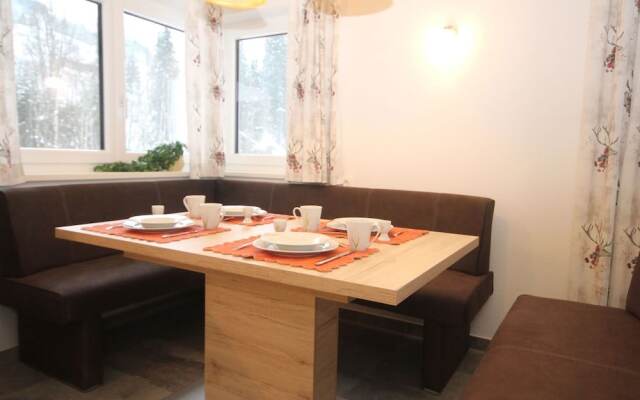 Picturesque Holiday Home With Terrace in Kirchberg