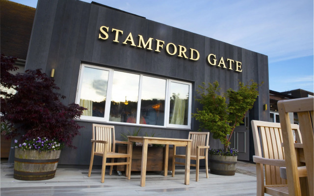 Stamford Gate Hotel