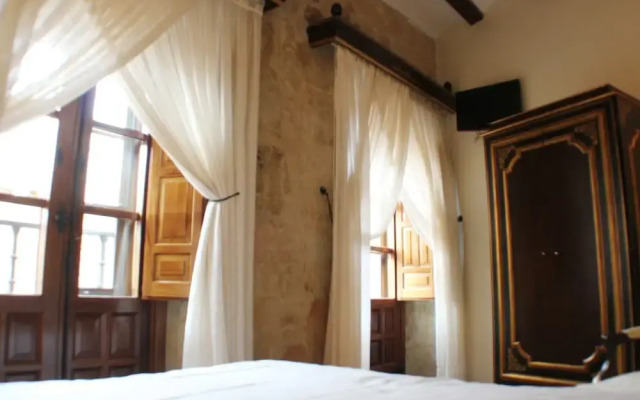 Microtel Placentinos