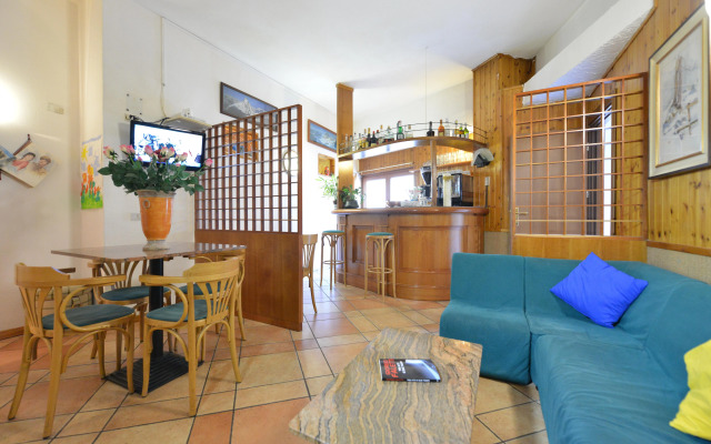 Hotel Serenella