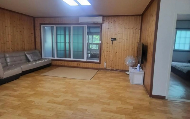 Youngwol River and Stars Pension