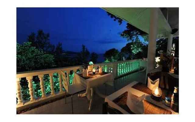 Karon Cliff Contemporary Boutique Bungalows