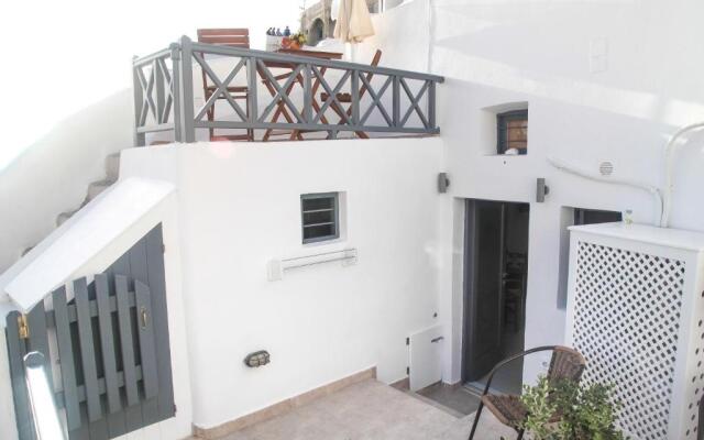 White Side Suites