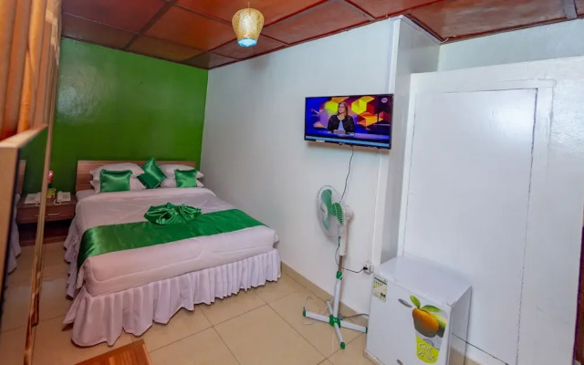 B.Maurice Guest House