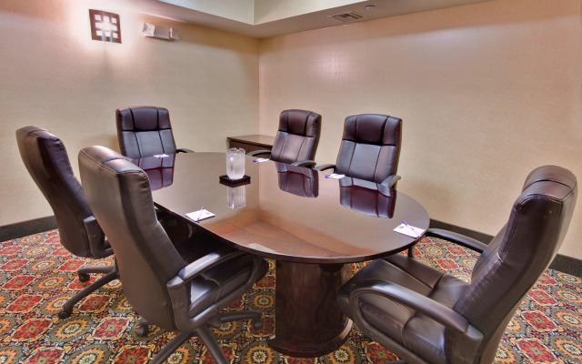 Holiday Inn Express & Suites Rancho Cucamonga by IHG