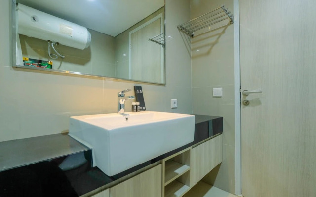 Trendy and Spacious Studio Azalea Suites Apartment