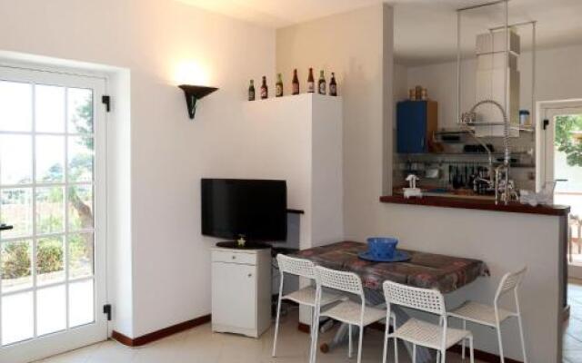 Casa Della Bougainvillea 175S