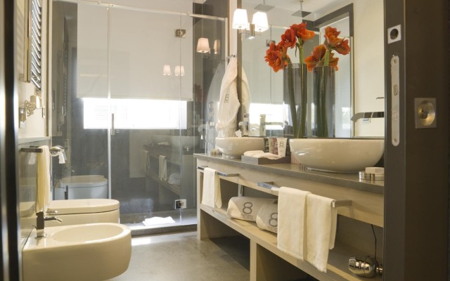 Eight Hotel Paraggi