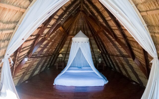 Costa Beach Resort & Club