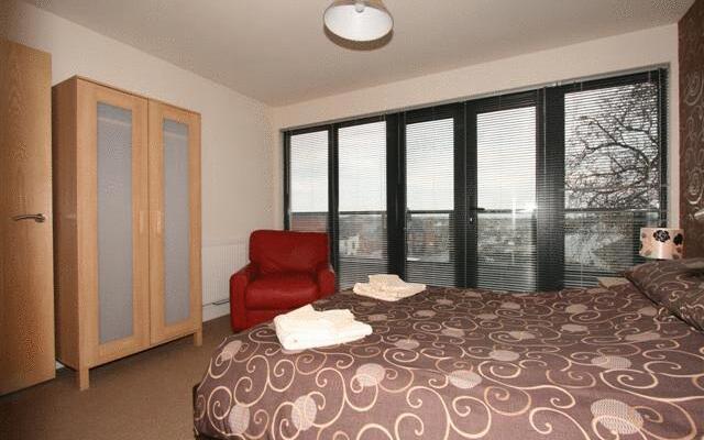 Central Serviced Apartments - 84 Gloucester Rd