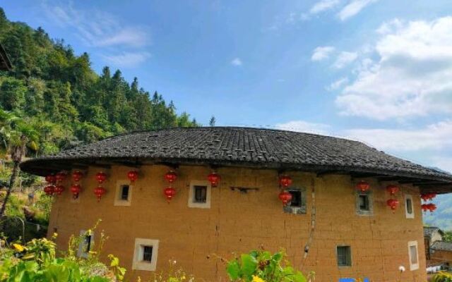 Tulou Viewing Platform Inn