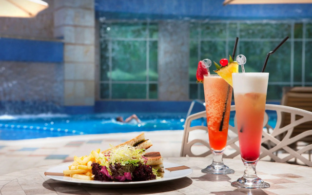 Swissotel Al Murooj Dubai Hotel