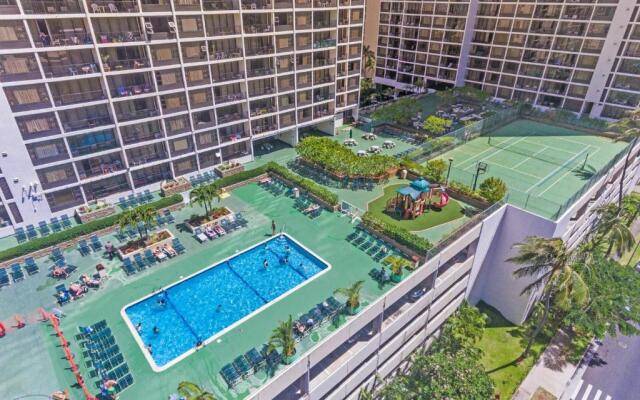 Waikiki Banyan #2609-T2