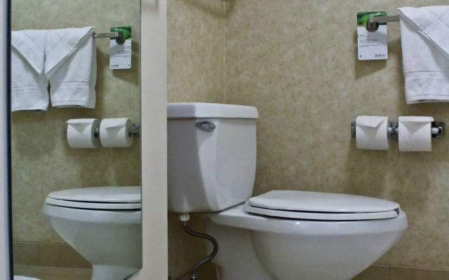 Radisson Suite Hotel - Toronto Airport