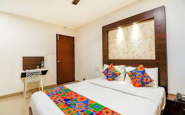 FabExpress Sri Sai Suites