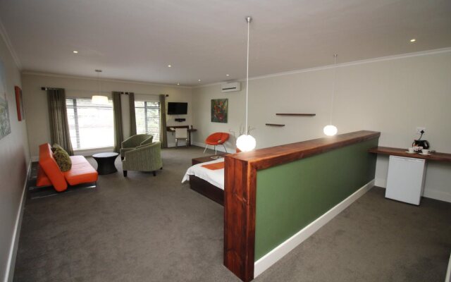 MyPond Hotel