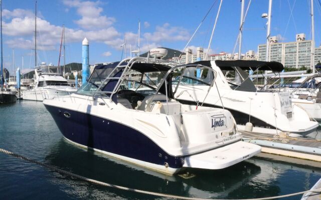 Busan Yacht