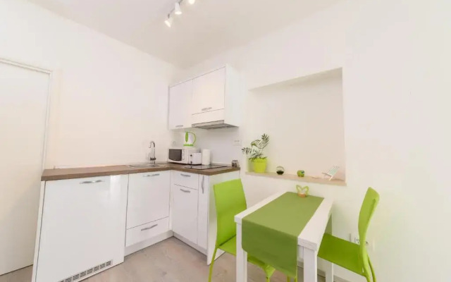 Sea Pearl Residence - Top beachfront location apartments in Bol centre