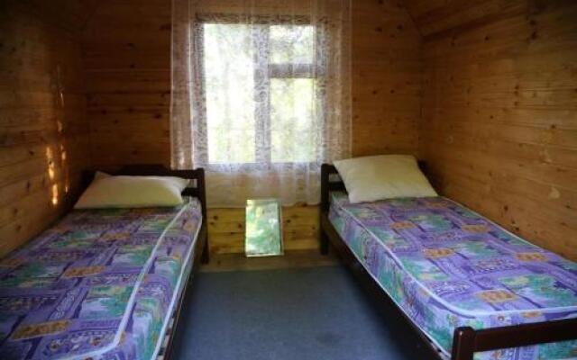 База отдыха на реке Шаке — фото