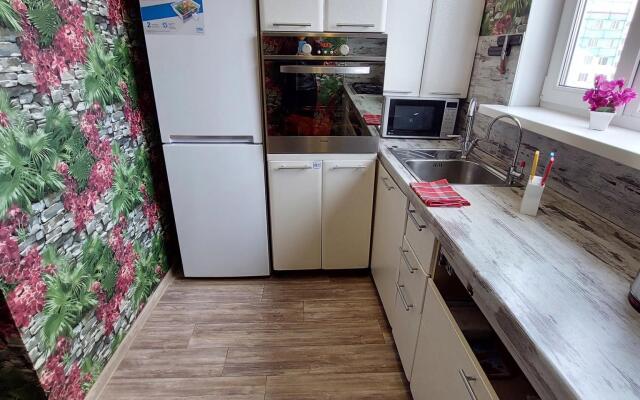 Крокус на проспекте Ленинградский 10