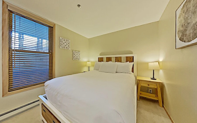 River Bank Lodge 2907